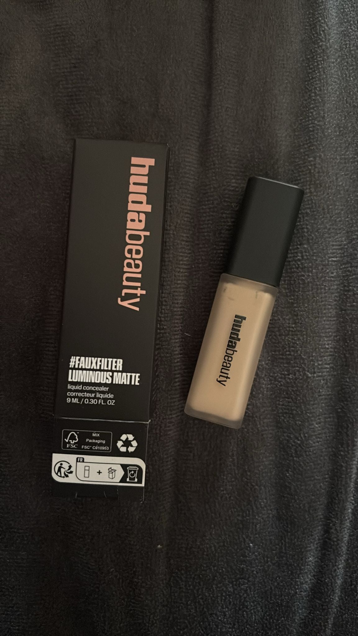 Anti cerne Huda beauty