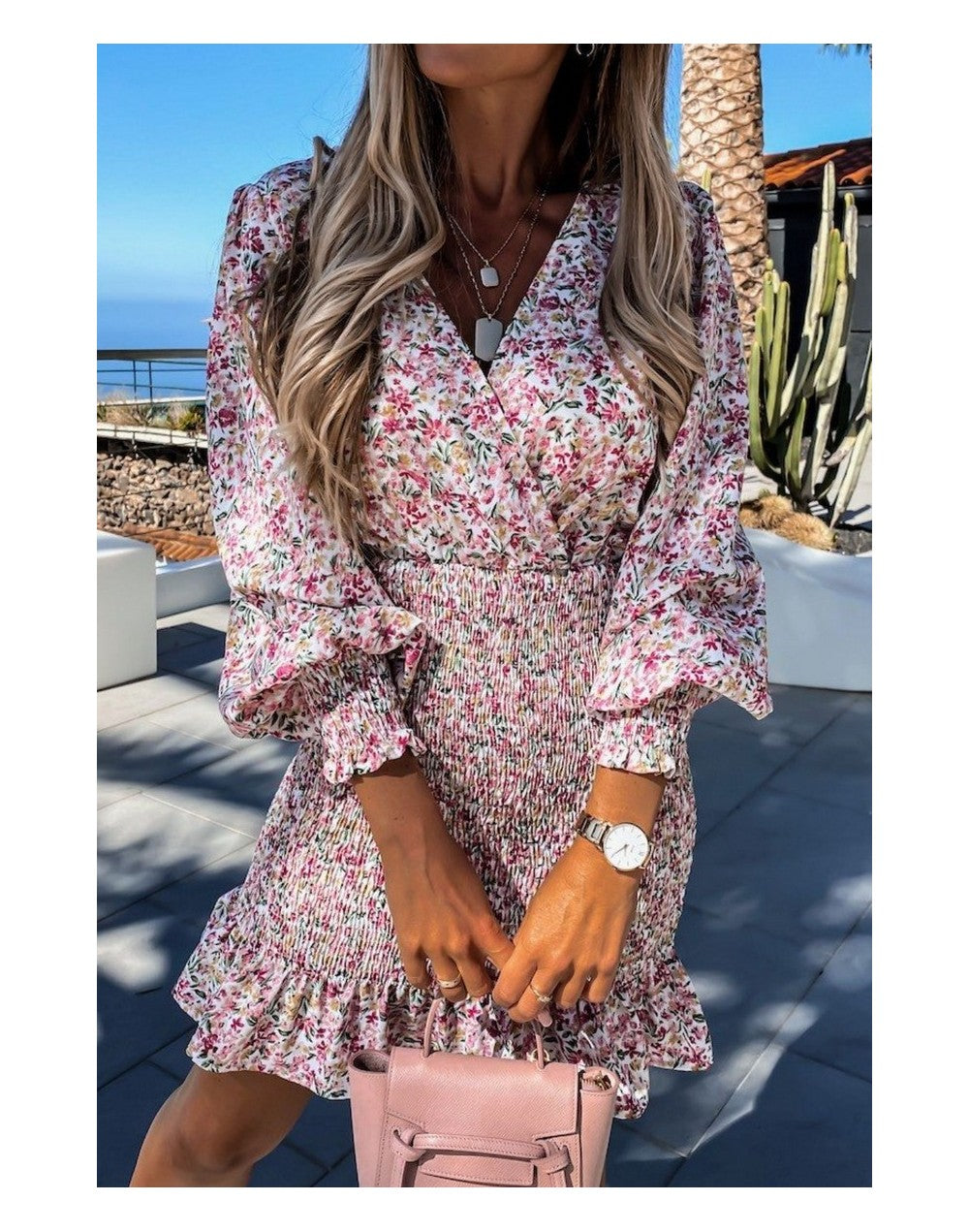 Robe cache coeur blanc